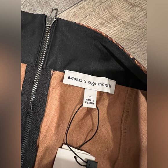 Express x Negin Mirsalehi Snakeskin Leather-like Midi Skirt 10 - Picture 8 of 14